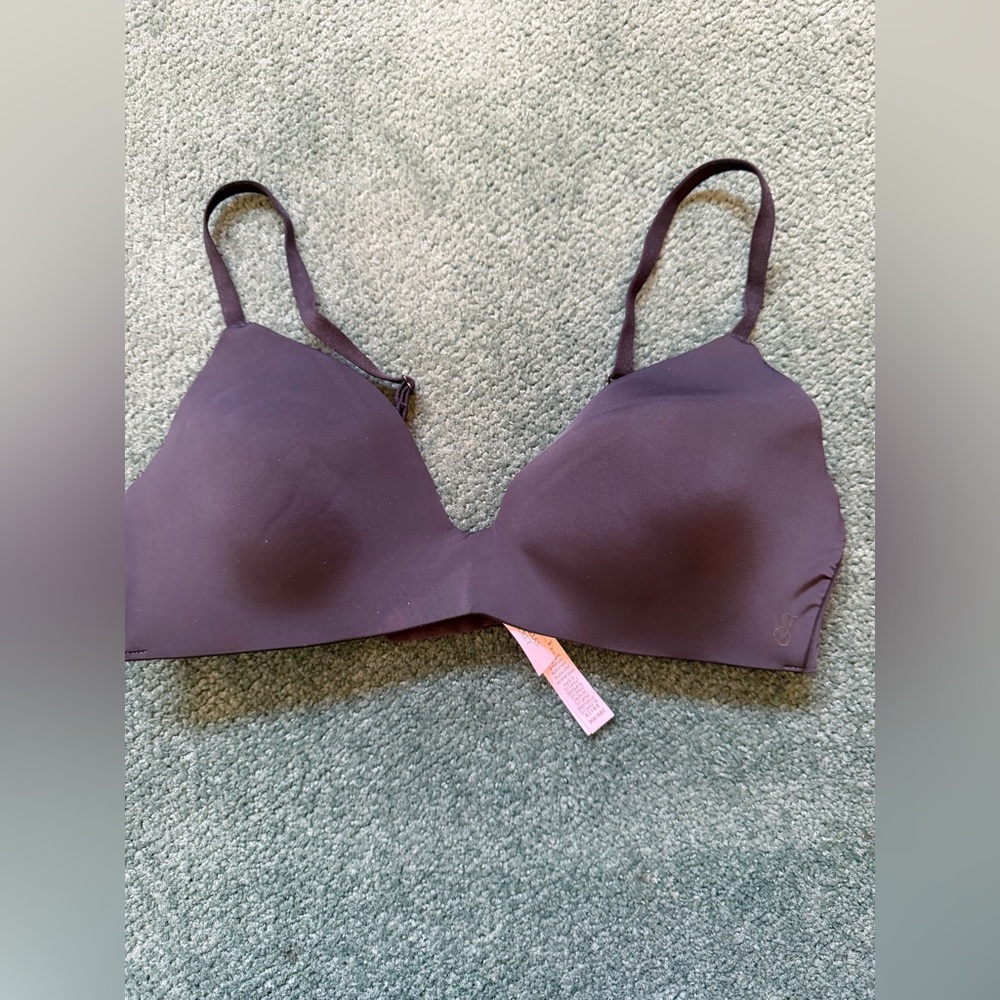 VS T-Shirt Bra Size 36B (Black)